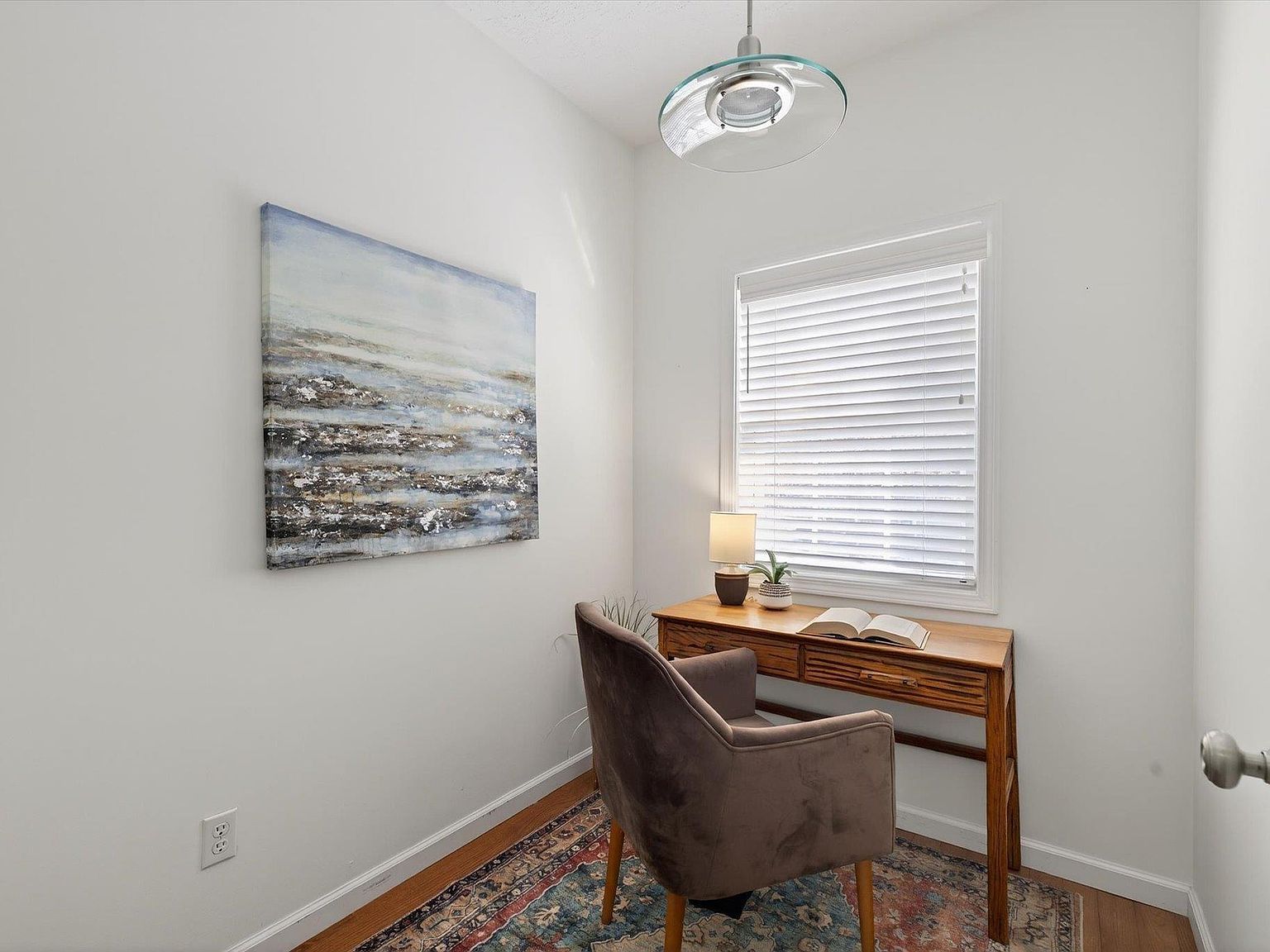 1982 E Cheyanne Ln Bloomington, IN 47401 - Thumbnail 5