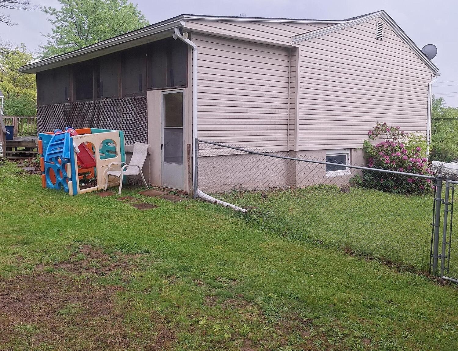 1071 Frankstown Rd Hollidaysburg, PA 16648 - Thumbnail 5