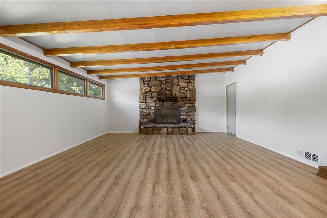 702 E Argyle St Harrison, AR 72601 - Thumbnail 5