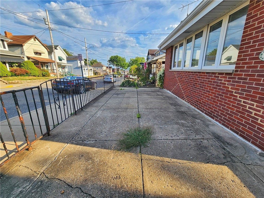 424 Pennsylvania Ave Rochester, PA 15074 - Thumbnail 5