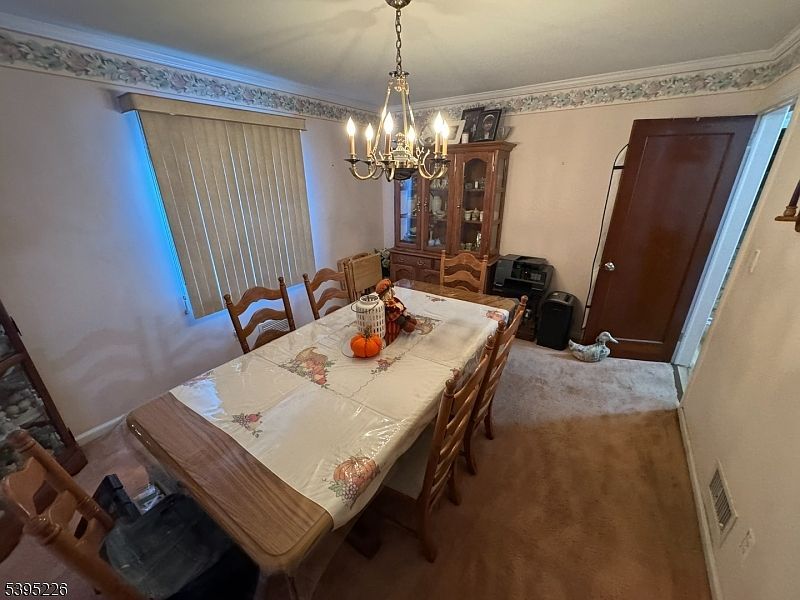 95 Elizabeth Pl Totowa, NJ 07512 - Thumbnail 5