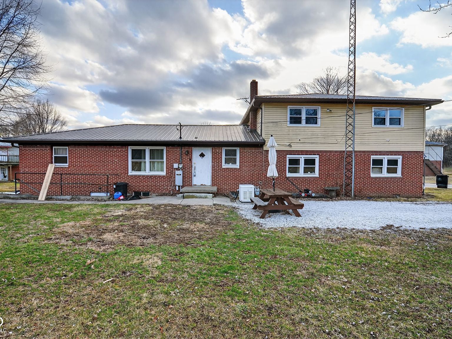 8568 S Academy Way Ladoga, IN 47954 - Thumbnail 5