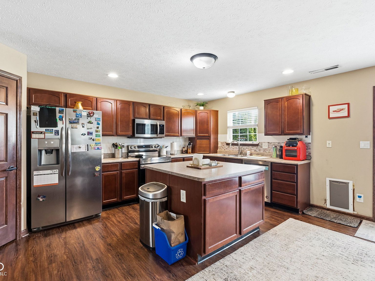 5850 Columbia Cir Greenwood, IN 46142 - Thumbnail 5