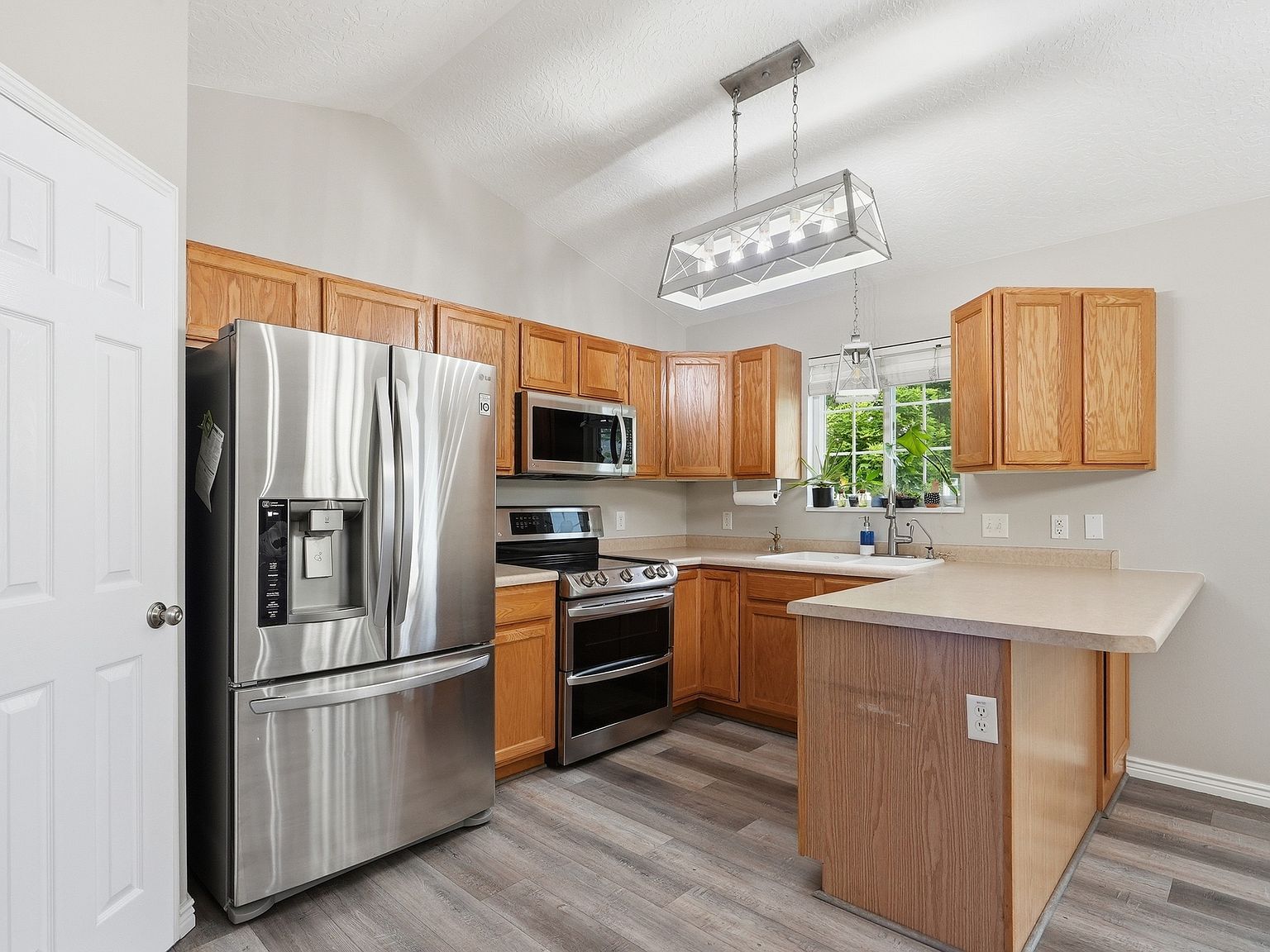 202 W 1700th St N Lehi, UT 84043 - Thumbnail 5