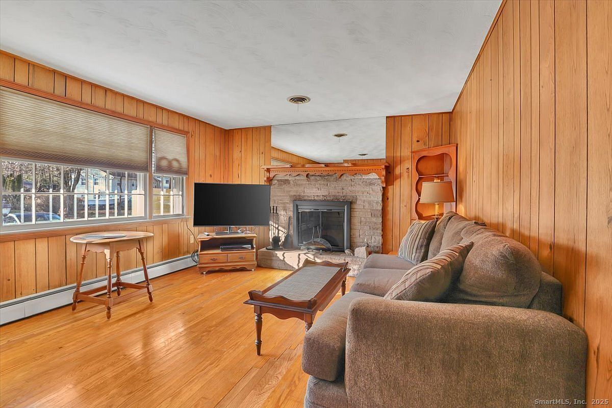 151 Diana Rd Plantsville, CT 06479 - Thumbnail 5