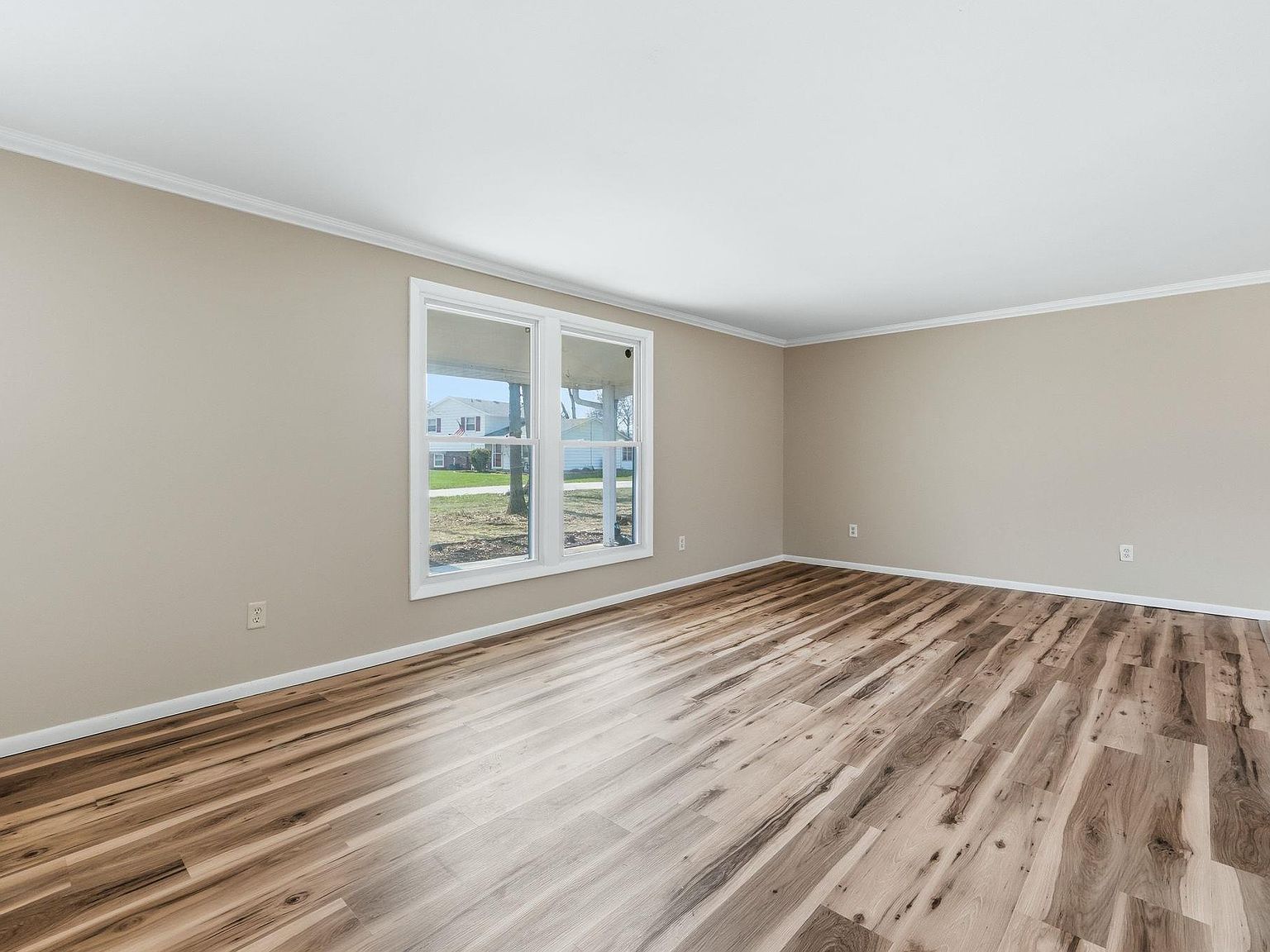5700 Fontana Dr Fort Wayne, IN 46815 - Thumbnail 5