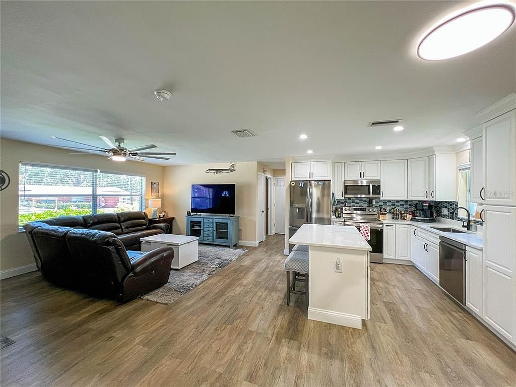 1524 S Fredrica Ave Clearwater, FL 33756 - Thumbnail 5
