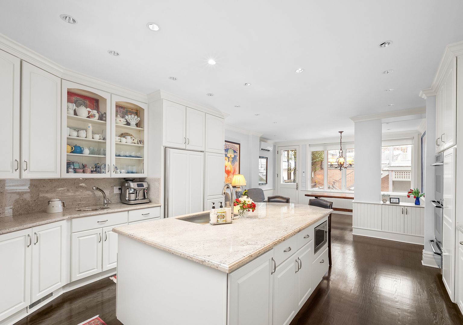 1816 N Lincoln Park W Chicago, IL 60614 - Thumbnail 5