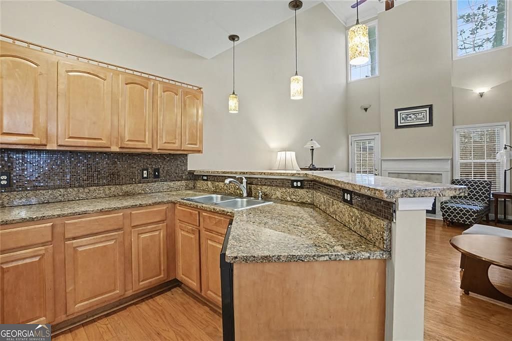 850 Abbotts Mill Ct Johns Creek, GA 30097 - Thumbnail 5