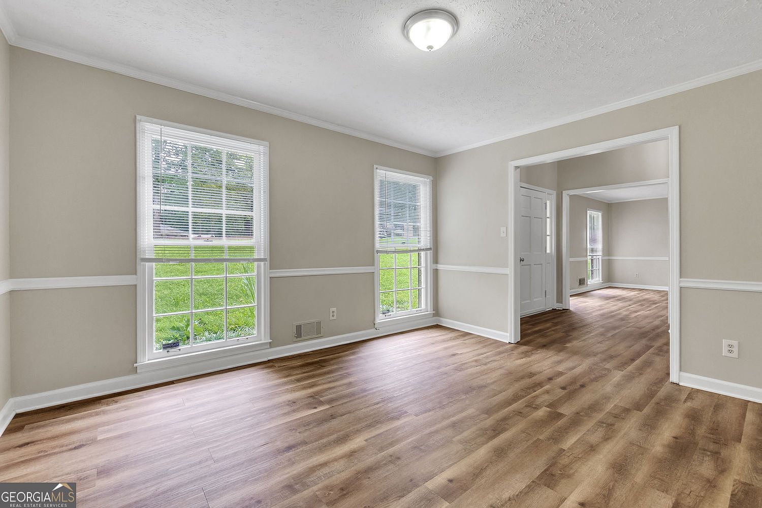 2067 Crescent Dr Snellville, GA 30078 - Thumbnail 5