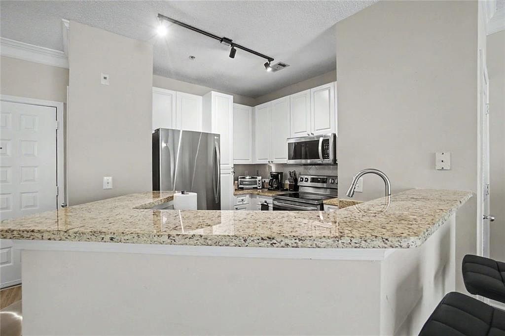 10 Perimeter Smt #4409 Atlanta, GA 30319 - Thumbnail 5