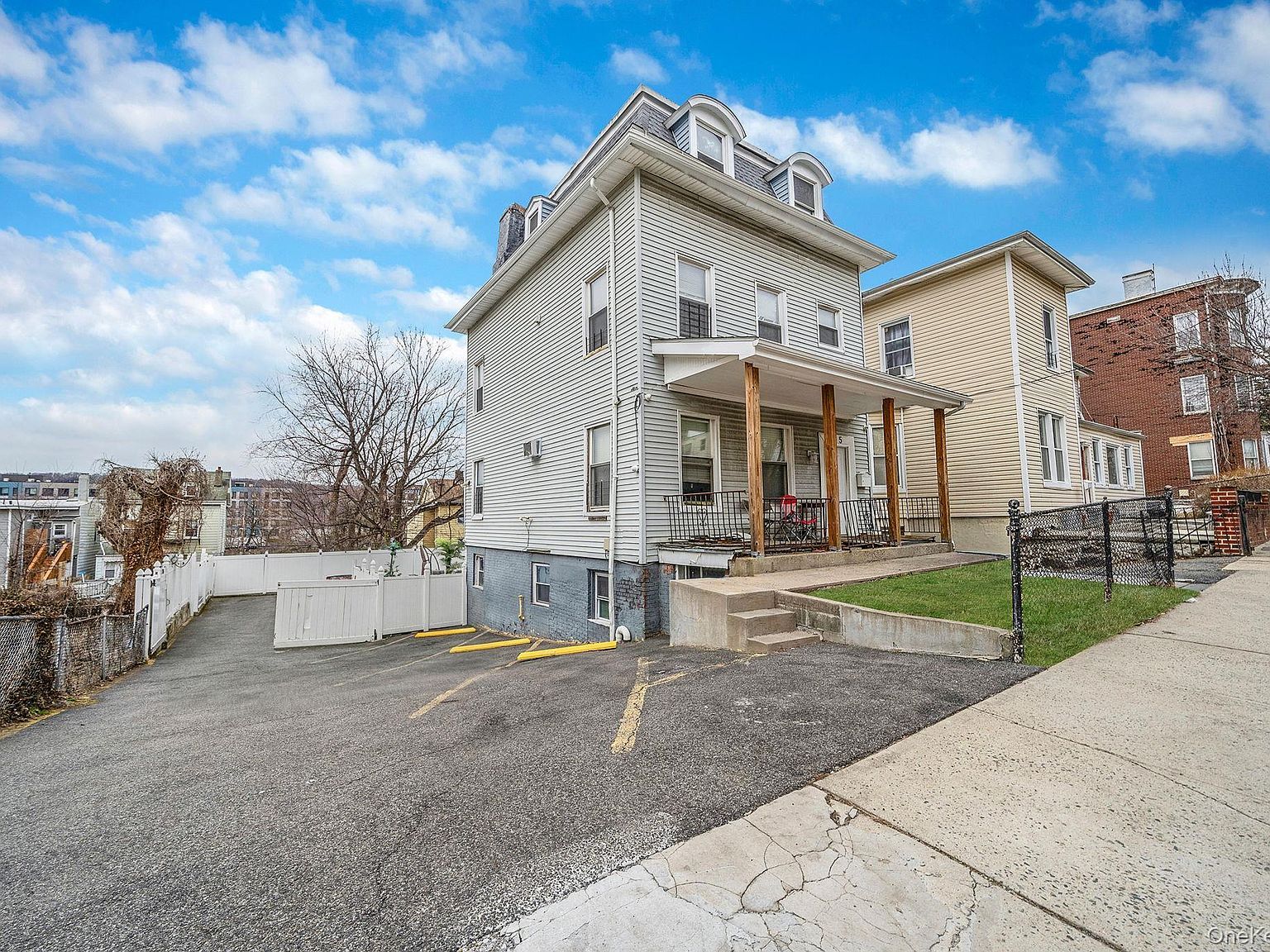 185 Woodworth Ave Yonkers, NY 10701 - Thumbnail 5