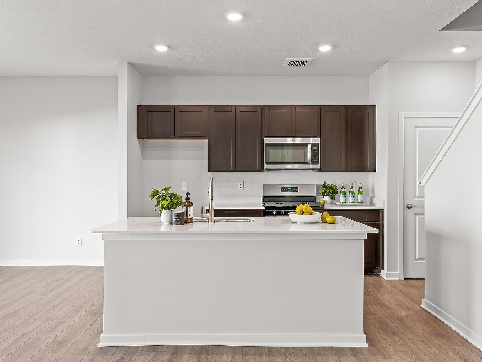 6352 Ripken St Columbus, OH 43228 - Thumbnail 5