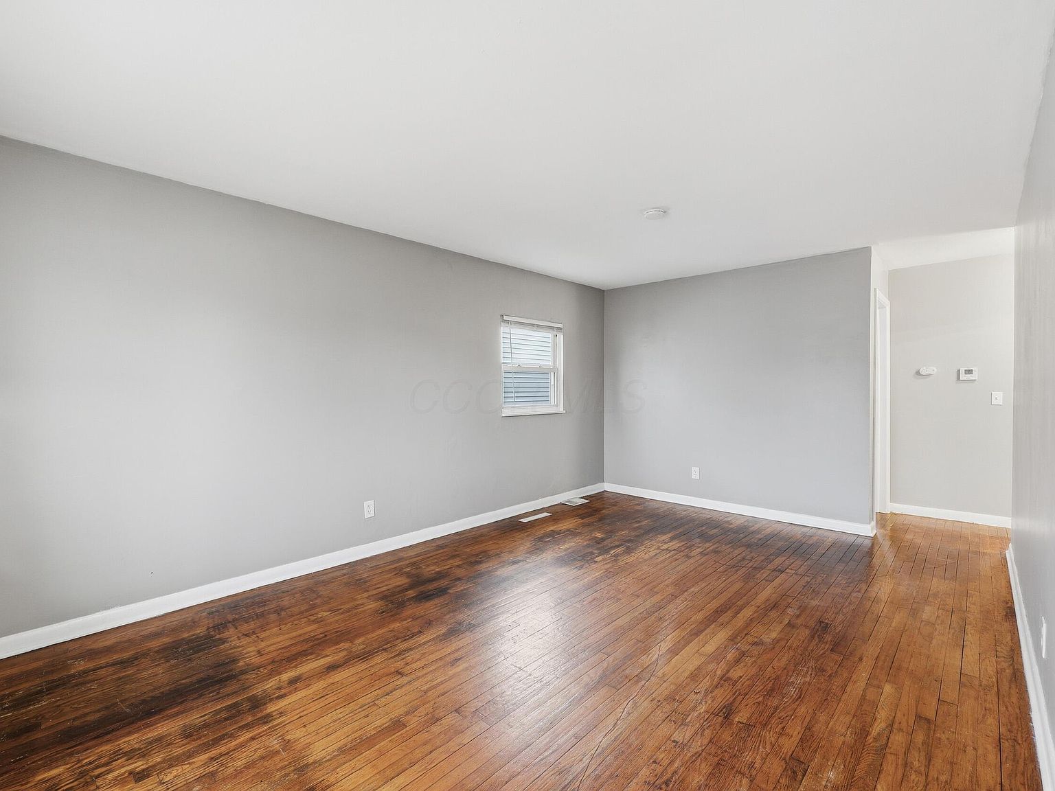 2288 Hiawatha Park Dr Columbus, OH 43211 - Thumbnail 5