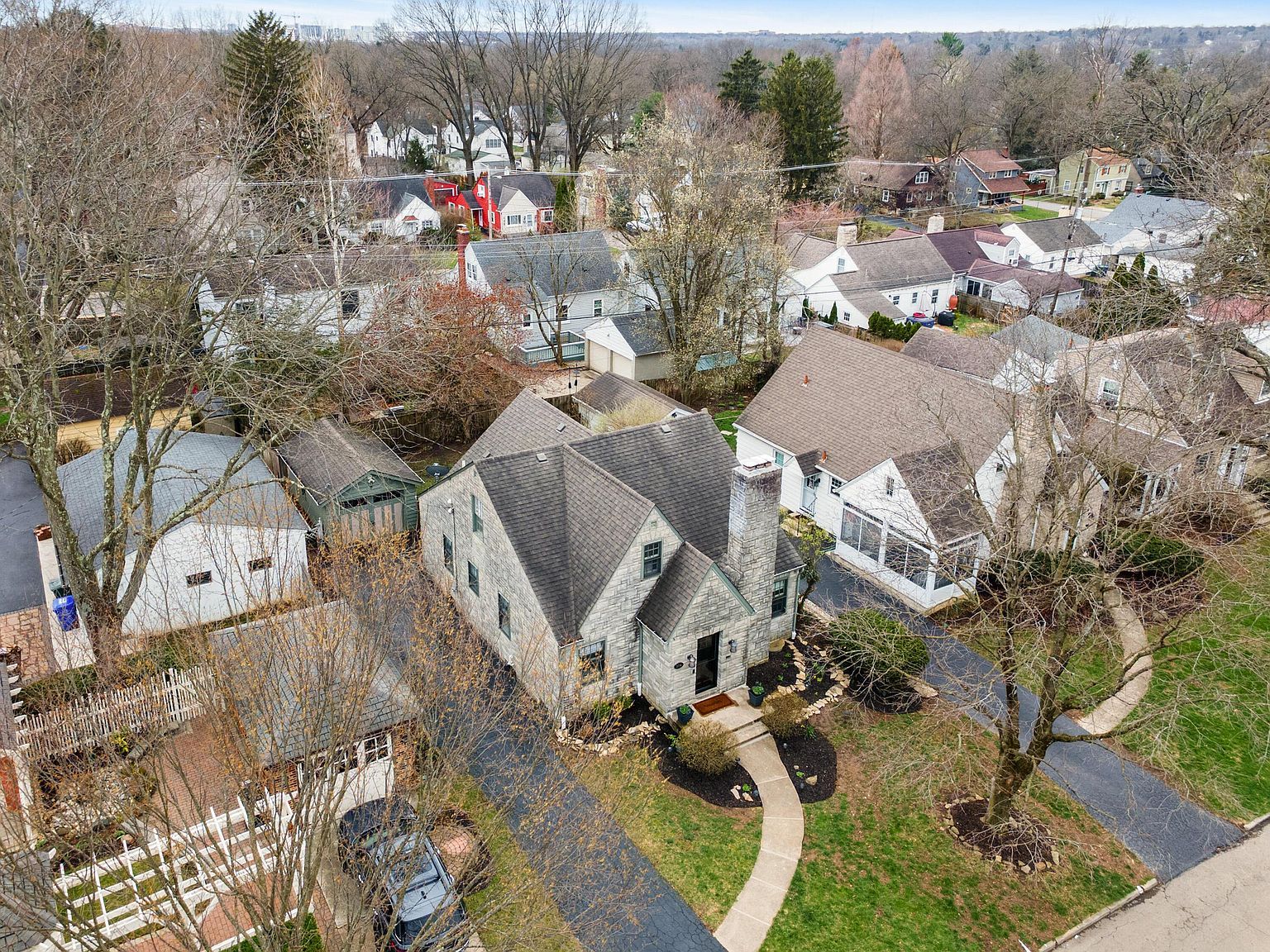 109 W Schreyer Pl Columbus, OH 43214 - Thumbnail 5