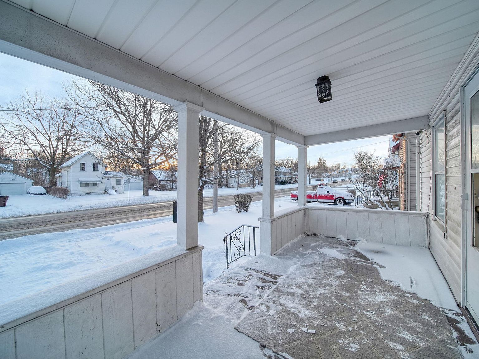 330 N West Ave Jackson, MI 49201 - Thumbnail 5