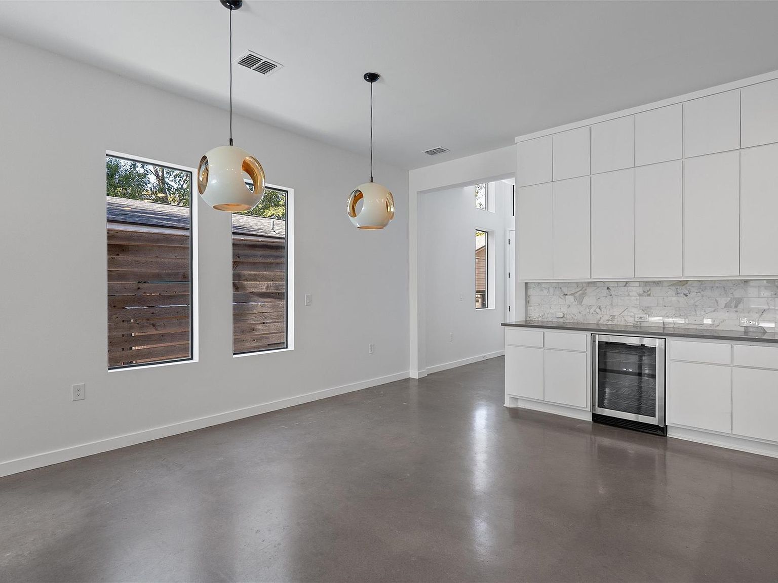 1107 Taulbee Ln APT B Austin, TX 78757 - Thumbnail 5