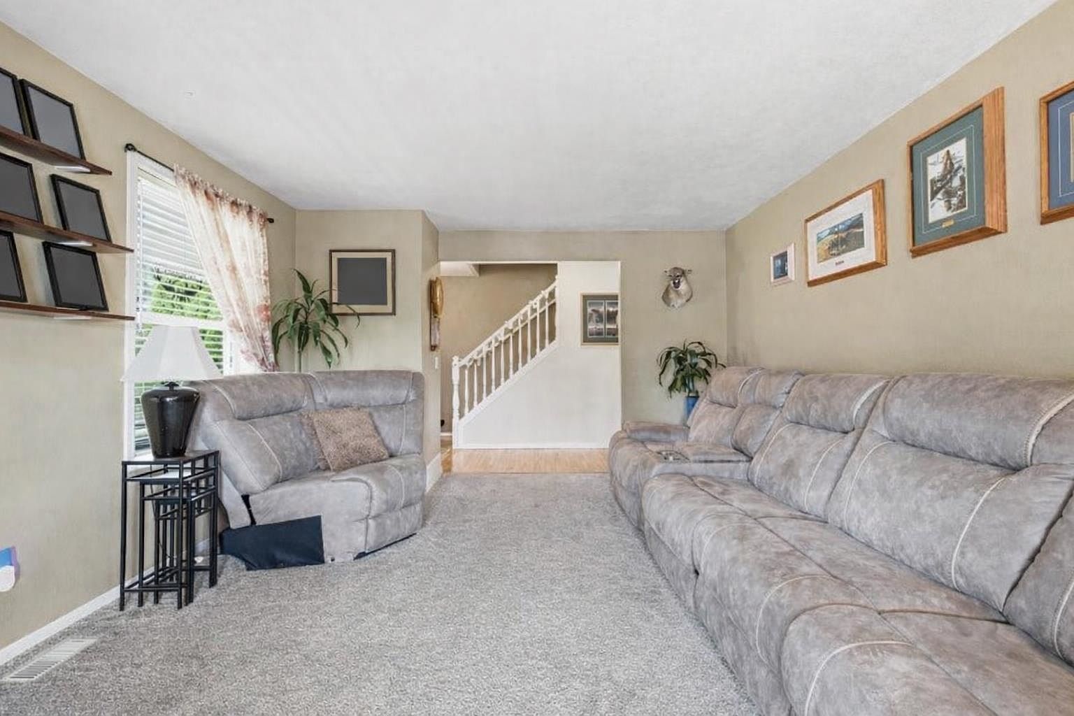 227 E Stringham Rd Rockford, WA 99030 - Thumbnail 5