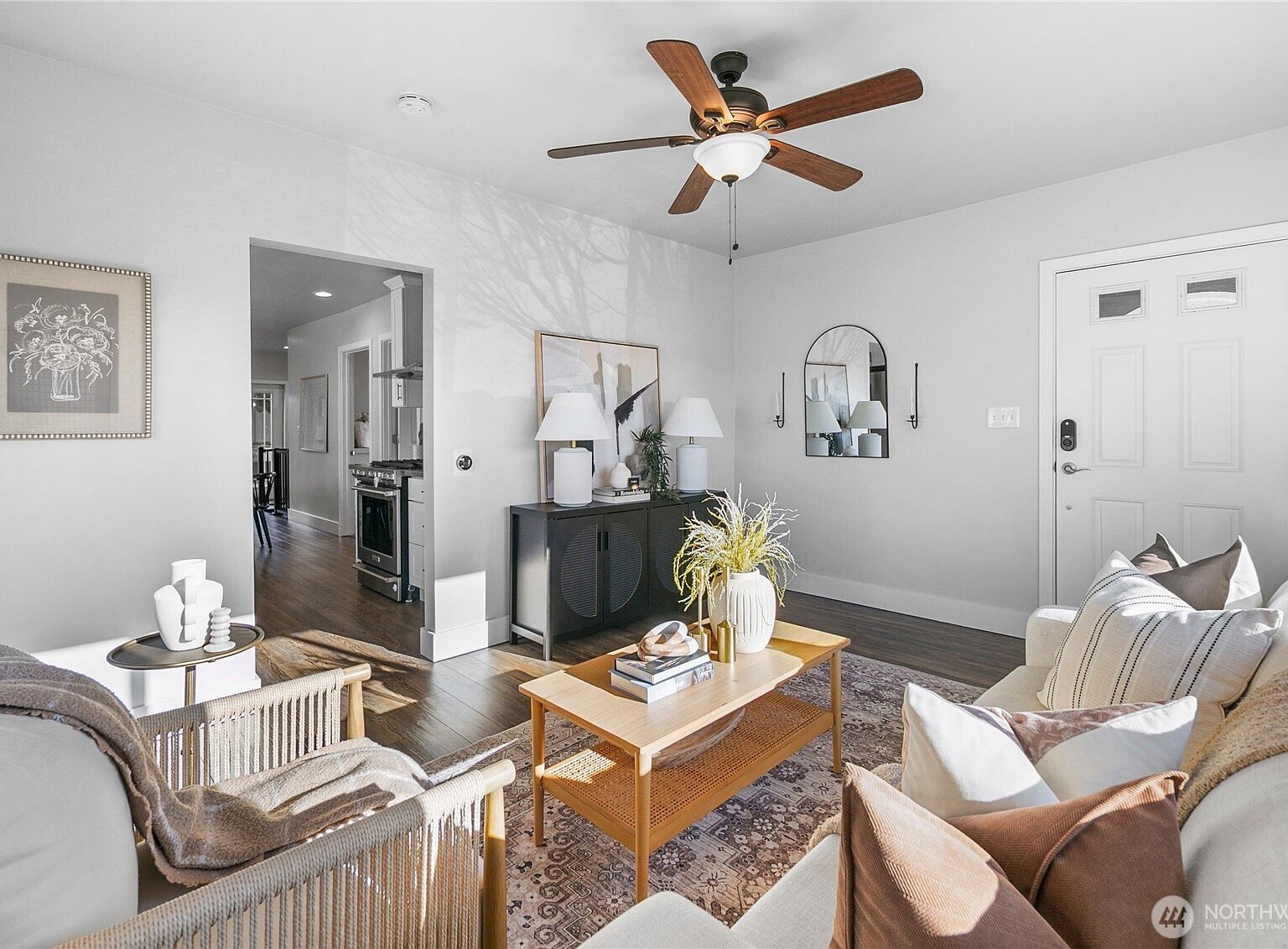 1516 S Bennett St Seattle, WA 98108 - Thumbnail 5