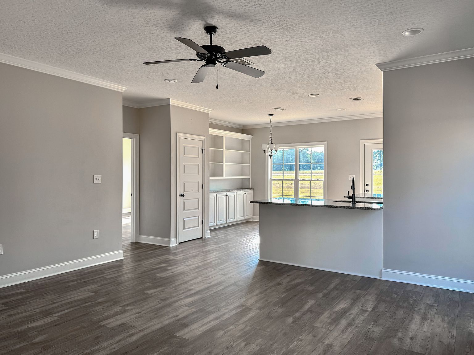 32 S Barnes Field Dr Hattiesburg, MS 39402 - Thumbnail 5