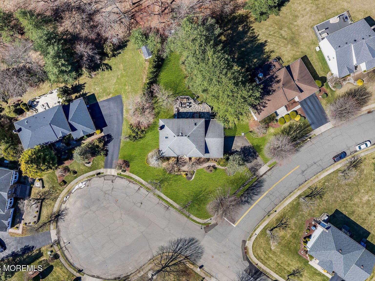 37 Carrie Dr Marlboro, NJ 07746 - Thumbnail 5