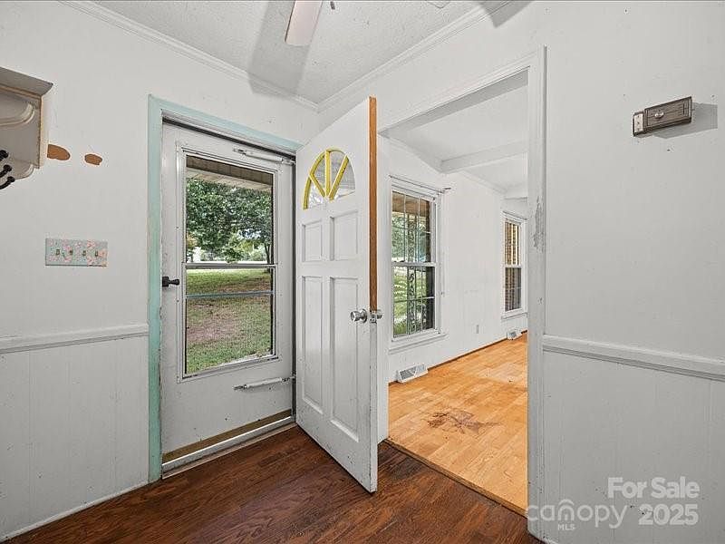 290 Grandview Rd S Clover, SC 29710 - Thumbnail 5