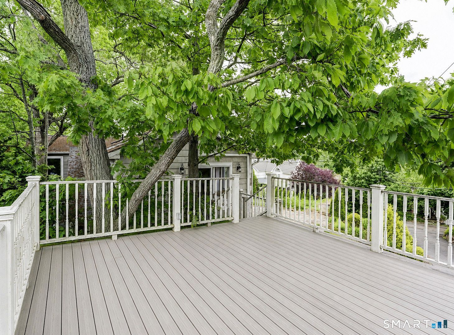 120 Highland Ave Branford, CT 06405 - Thumbnail 5