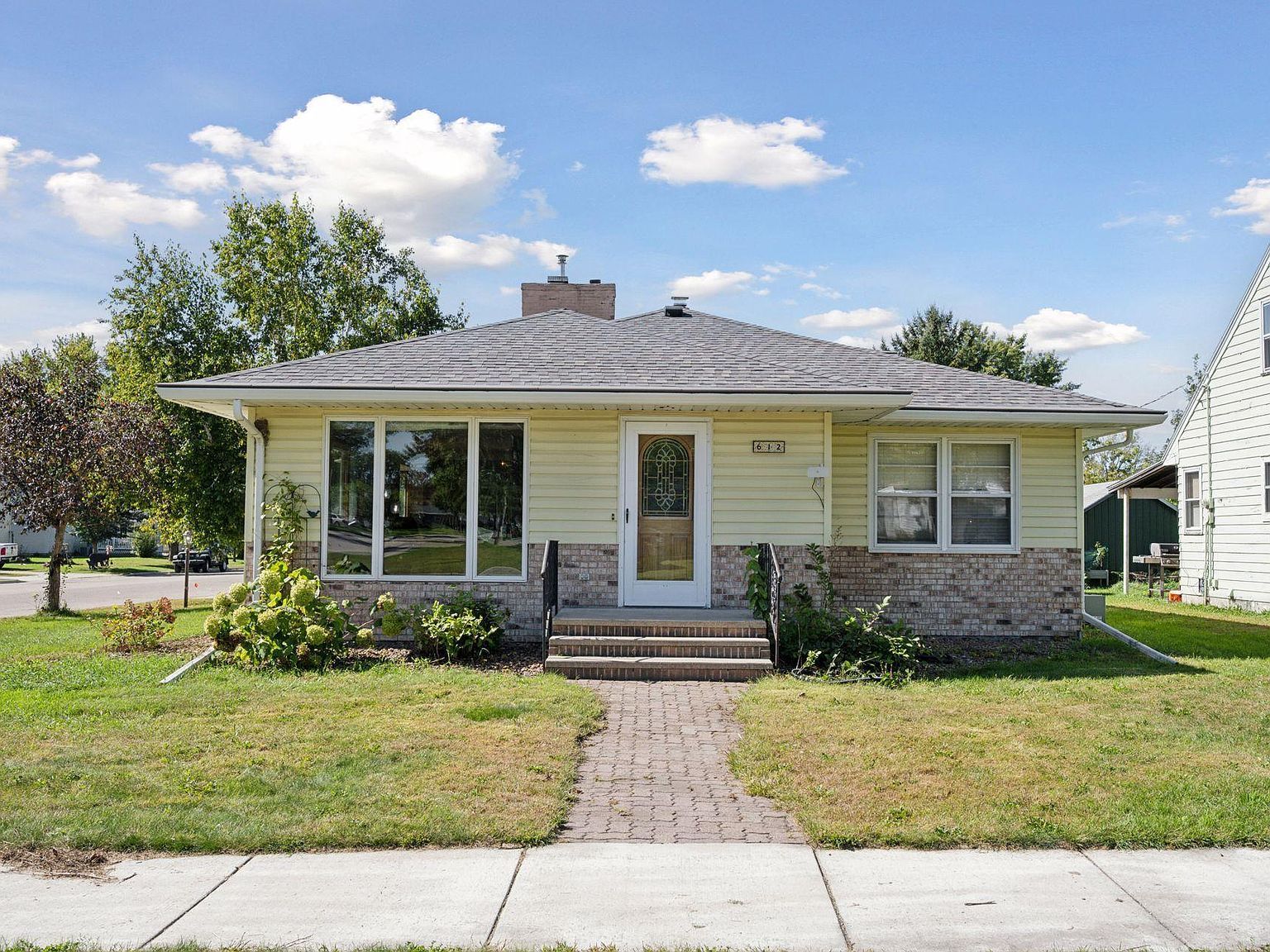 612 S 11th St Olivia, MN 56277 - Thumbnail 5