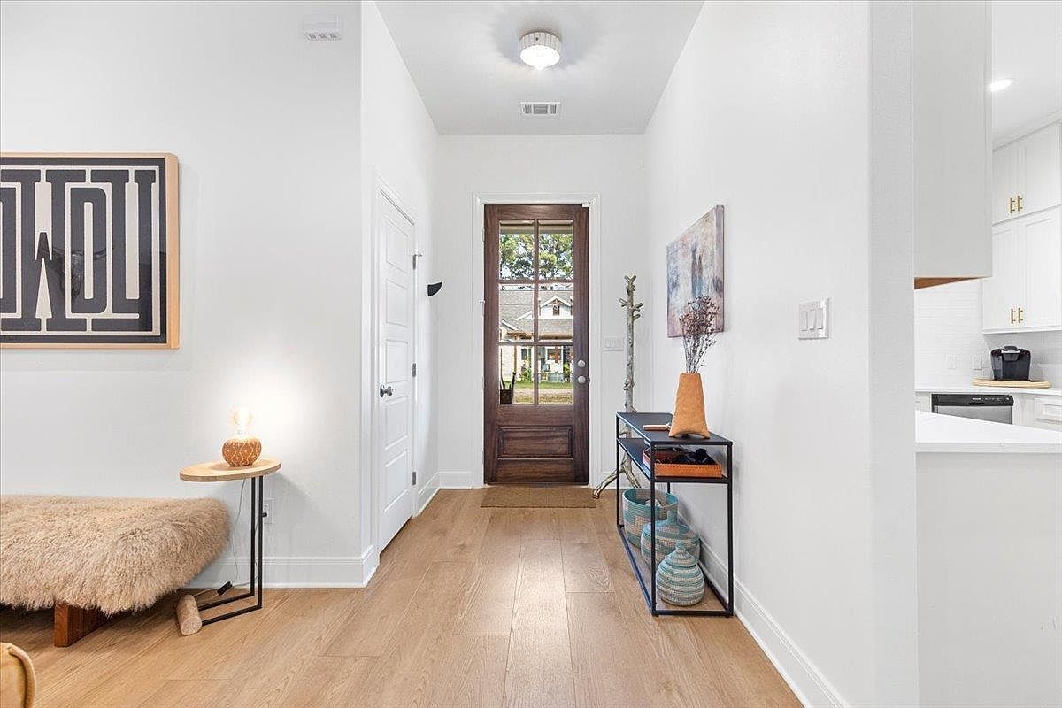 133 Lake Point Way Bastrop, TX 78602 - Thumbnail 5