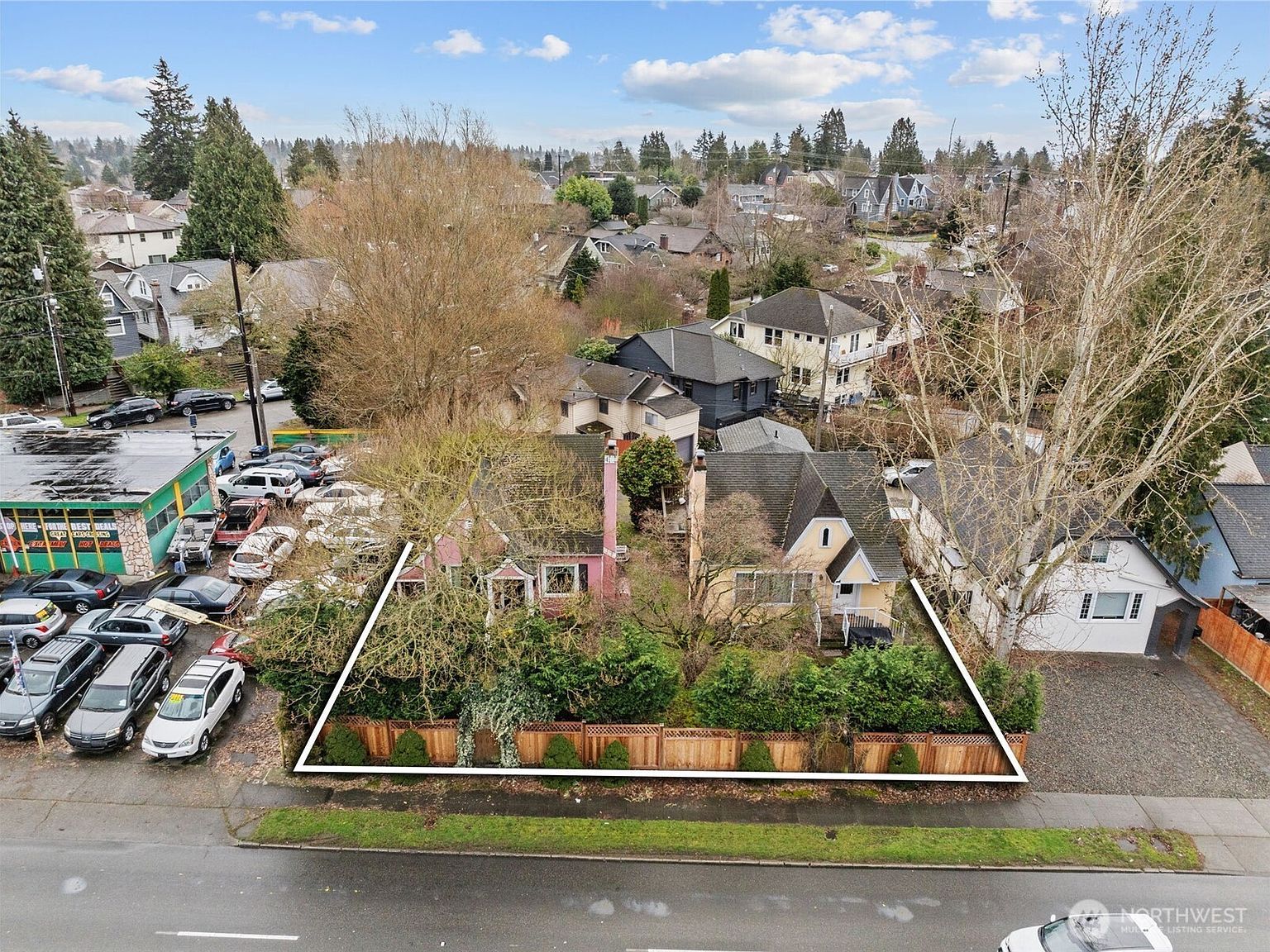 7842 Lake City Way NE Seattle, WA 98115 - Thumbnail 5