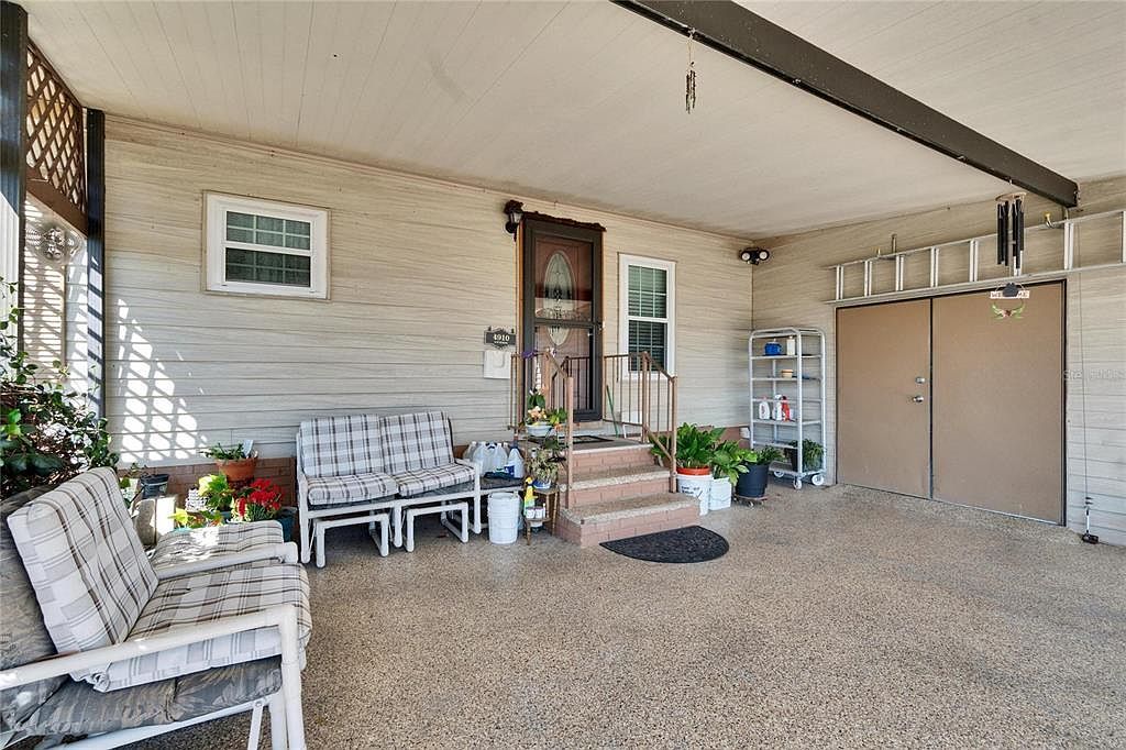 4910 Loch Ness Dr Lakeland, FL 33810 - Thumbnail 5