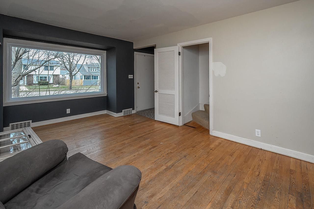 4462 S Lake Dr Cudahy, WI 53110 - Thumbnail 5