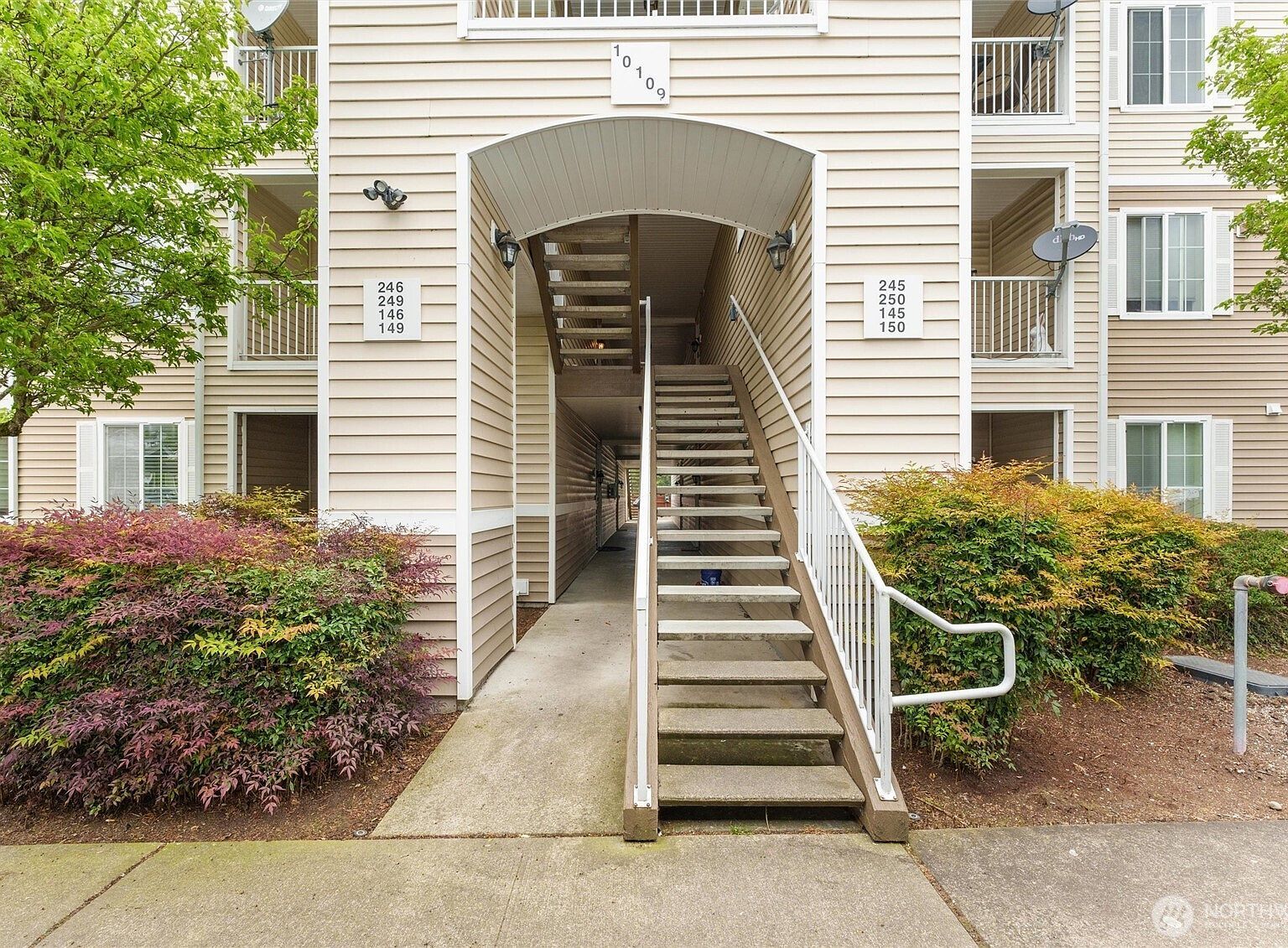 10109 186th St E UNIT 249 Puyallup, WA 98375 - Thumbnail 5