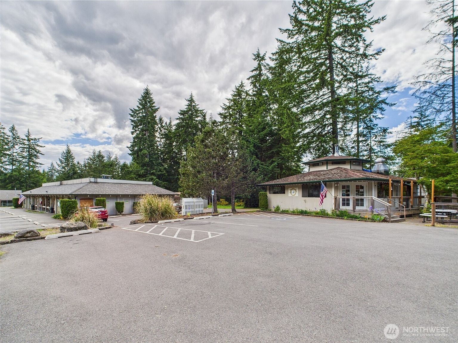 10412 Edgewood Dr Anderson Island, WA 98303 - Thumbnail 5