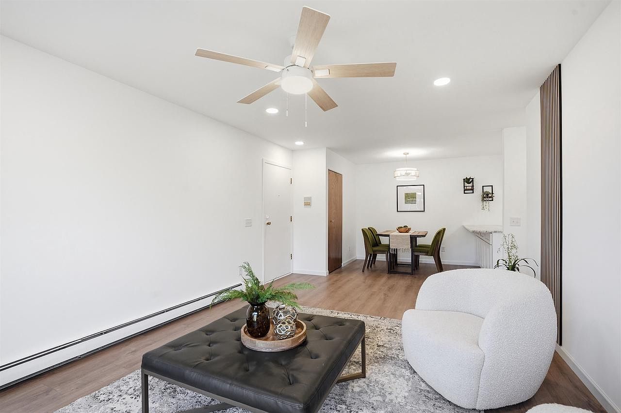 1509 Martin St APT 2 Madison, WI 53713 - Thumbnail 5