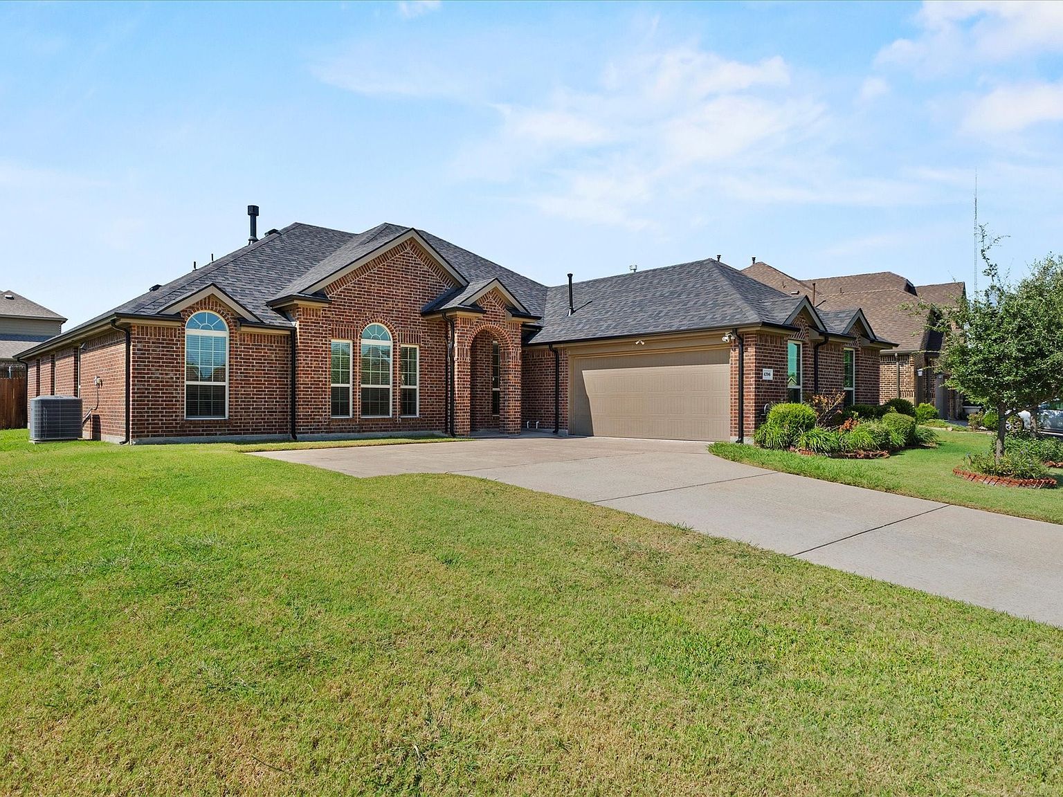 4706 Lakeway Dr Garland, TX 75043 - Thumbnail 5