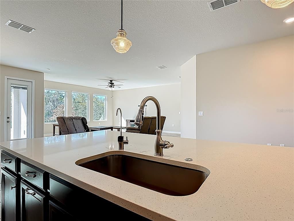 17804 Passionflower Cir Clermont, FL 34714 - Thumbnail 5