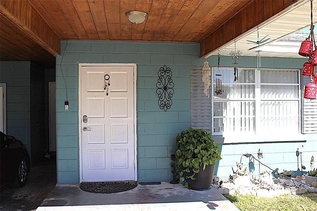 2745 Avenue P NW Winter Haven, FL 33881 - Thumbnail 5