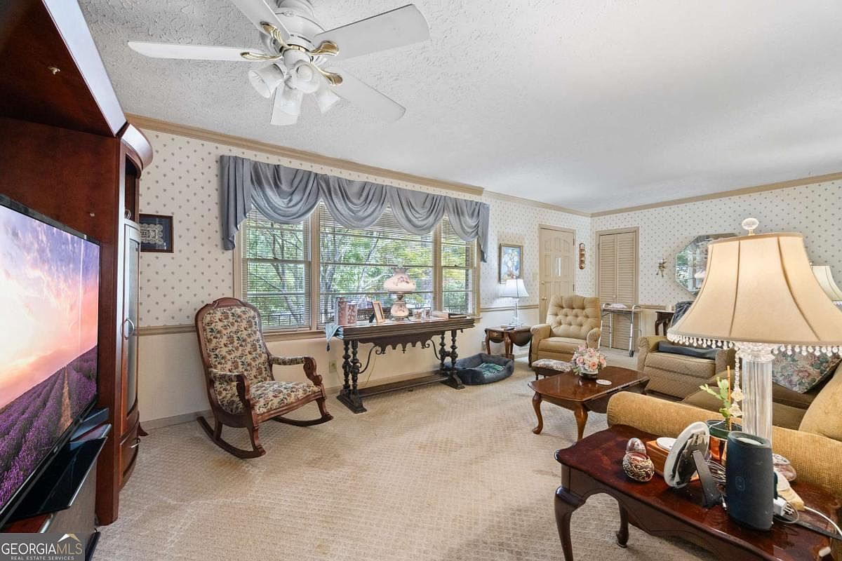 589 Creek View Dr Lawrenceville, GA 30044 - Thumbnail 5