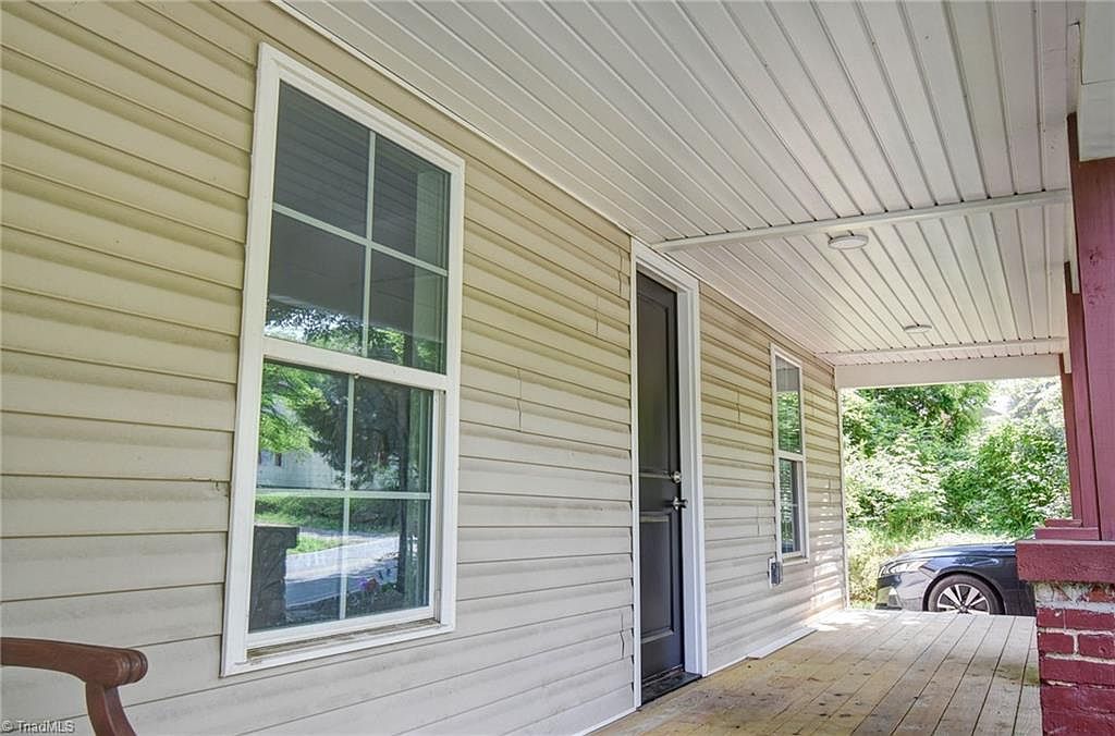 1215 E Russell Ave High Point, NC 27260 - Thumbnail 5