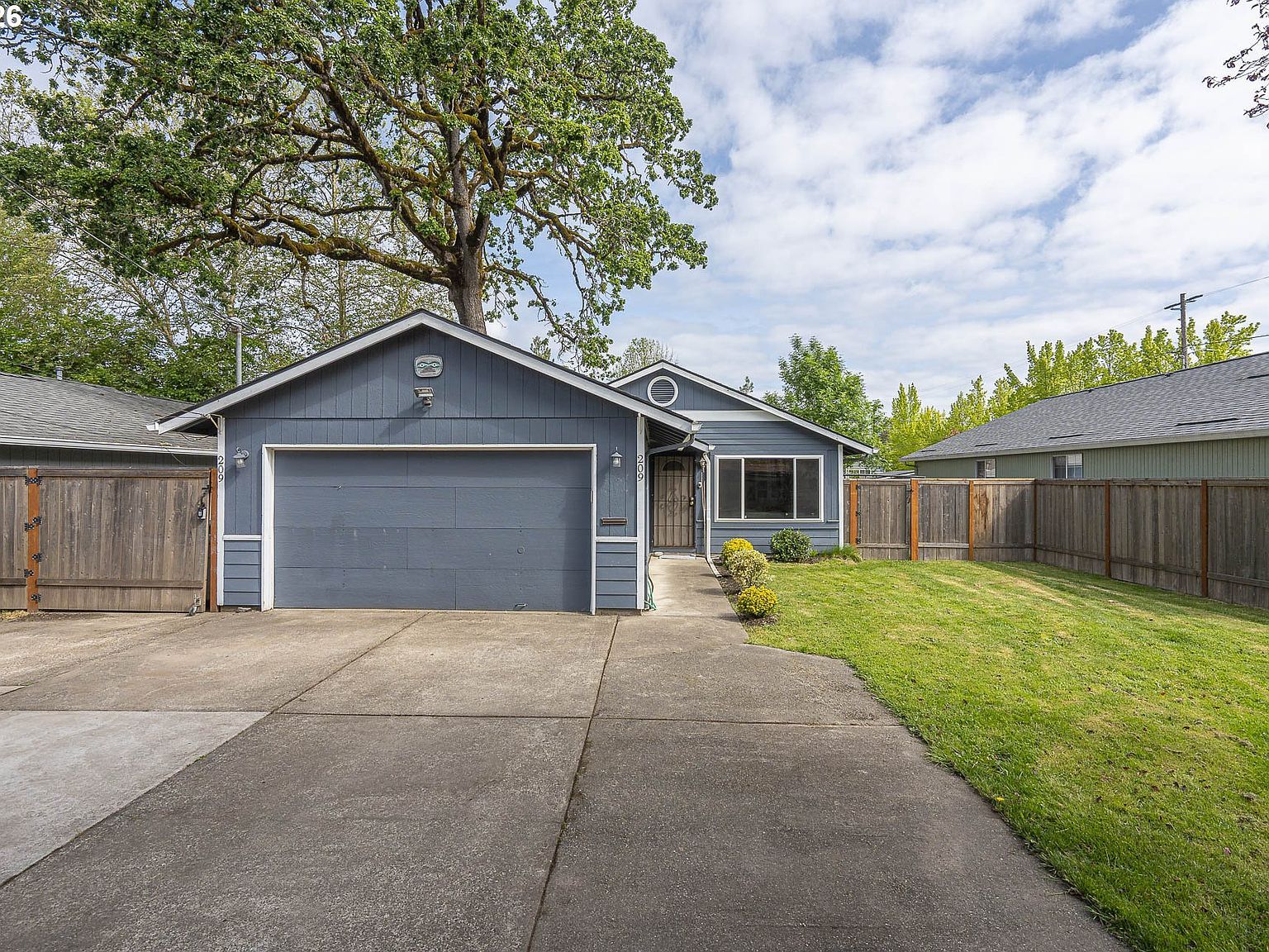 209 E North St Newberg, OR 97132 - Thumbnail 5