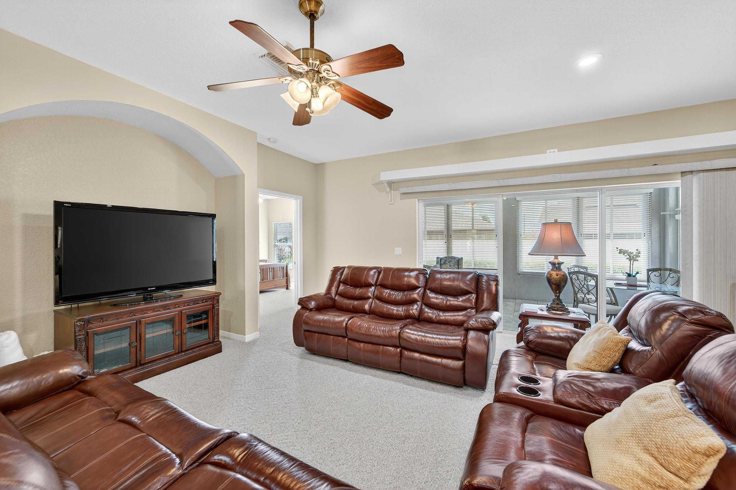 453 Nolane Lane, Polk City, FL, USA, 33868 - Thumbnail 5