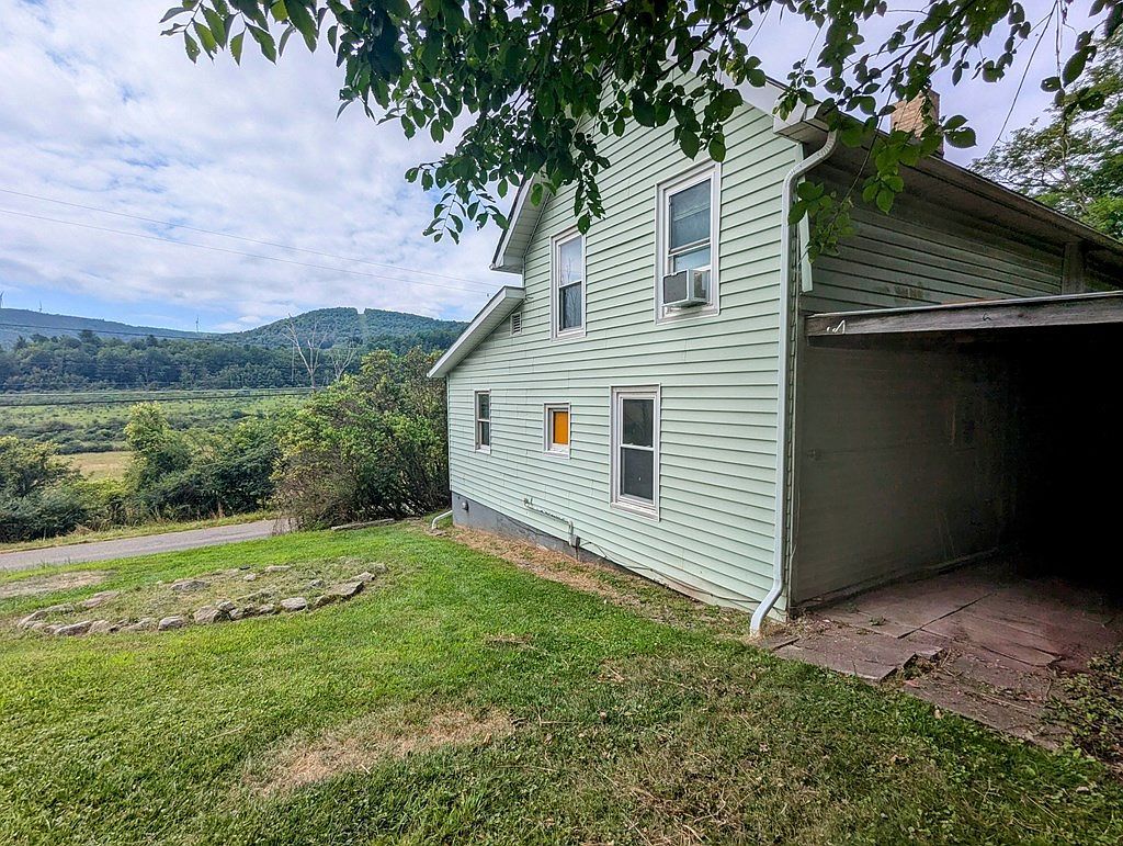 9689 Old State Rd Troy, PA 16947 - Thumbnail 5