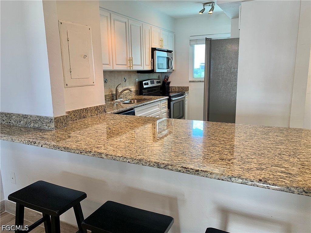 7400 Estero Blvd APT 308 Fort Myers Beach, FL 33931 - Thumbnail 5