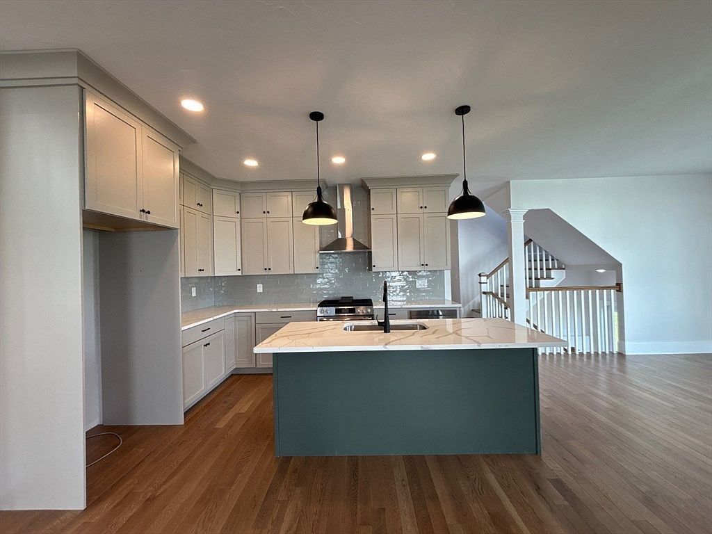 81 Pratt Ave Bridgewater, MA 02324 - Thumbnail 5