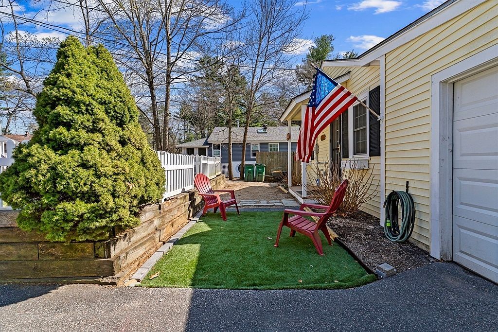 10 Beach Rd Pembroke, MA 02359 - Thumbnail 5