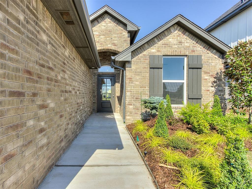 16105 Catalonia Pl Oklahoma City, OK 73170 - Thumbnail 5