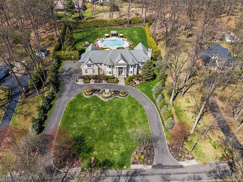 55 Deer Run Watchung, NJ 07069 - Thumbnail 5