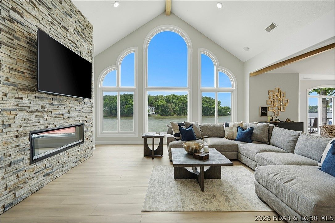 825 Grand View Dr Sunrise Beach, MO 65079 - Thumbnail 5