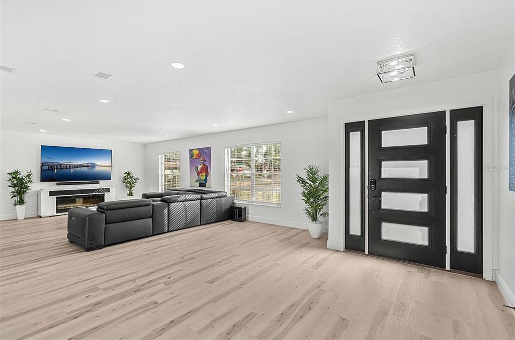 1917 Wyandotte Trl Casselberry, FL 32707 - Thumbnail 5